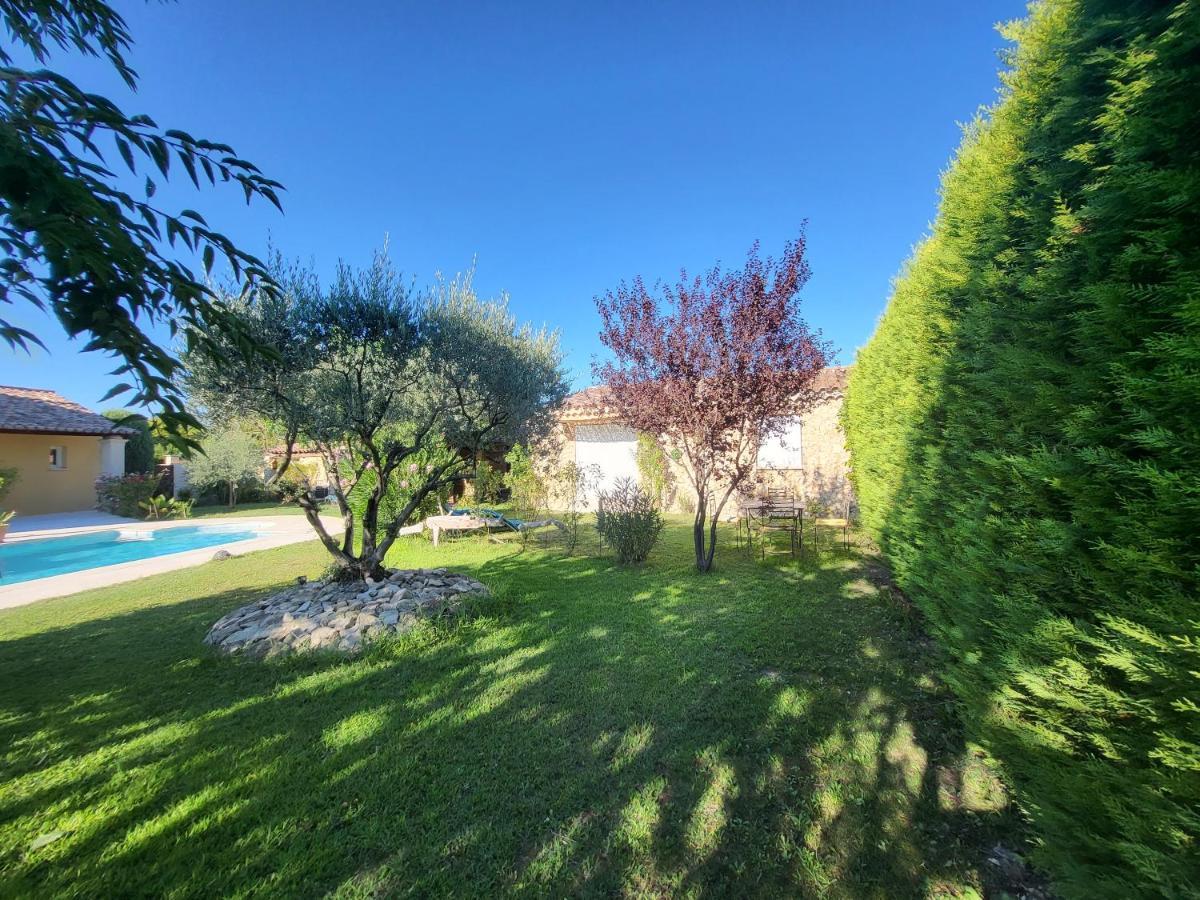 Petit Gite De Provence Мазан Экстерьер фото