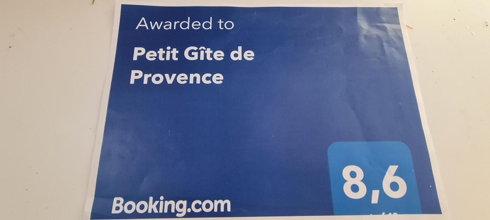 Petit Gite De Provence Мазан Экстерьер фото